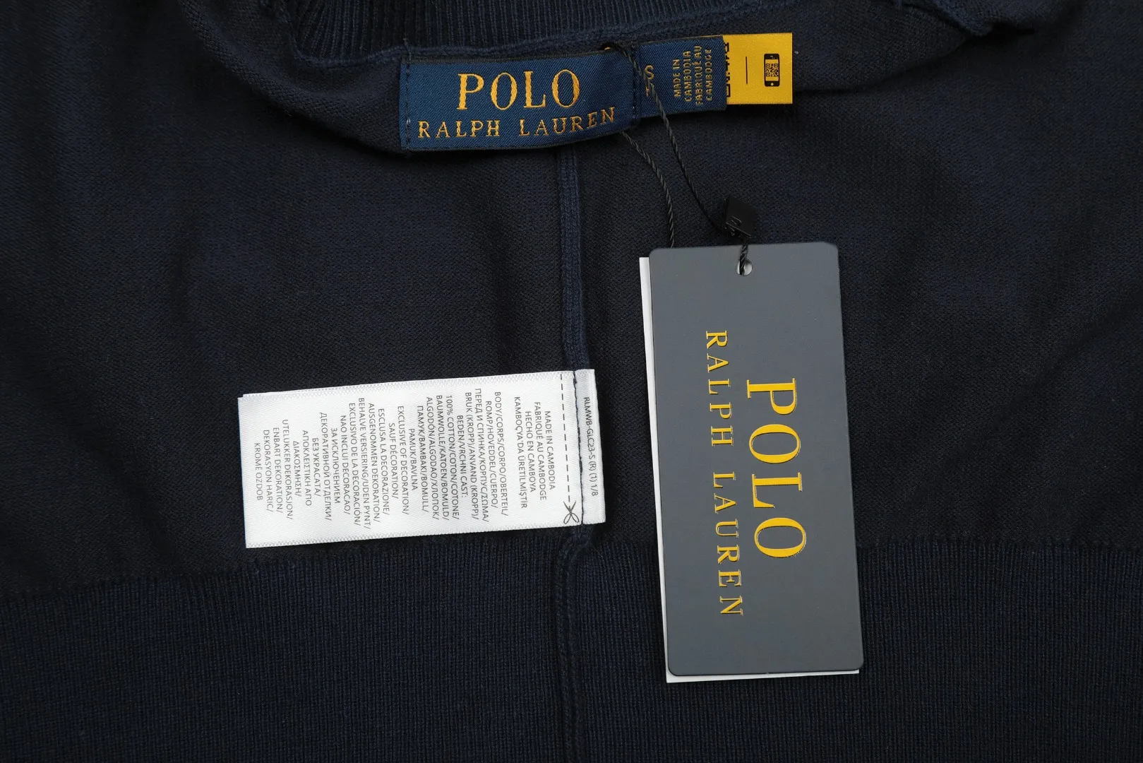 🅿️156 "Top quality" Style number: DS008# (not off the shelves all year round) [Ralph Lauren round neck solid color pony embroidered logo knitted short sleeves] ✅Ralph Lauren classic basic versatile knitted short sleeves for all seasons ✅Main supplier platform live broadcast Wholesale entity Replenish if out of stock Not off the shelf ✅ZP quality 1:1 version Scan the code to enter the GF website Counter quality ✅Detailed quality is the only one in Guangzhou Imported quality cotton yarn, focusing on high-end, cost-effective, good quality needless to say ✅The version is restored to the original version, loose, comfortable and stress-free, simple is high-end, classic is timeless ✅The upper body is simple and easy to match, a must-have for goddess ootd. Good-looking clothes are never picky. A must-have in the goddess' wardrobe. Size: S-XL Color: Army green, off-white, black, light pink, khaki, navy, light blue, mint green